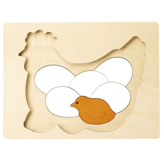 ジョージ・ラック社の2重パズルは中身を見る楽しさがあります。シンプルな仕組み・優れたデザインの小さな子どものためのパズルです。 2重パズルとは、1枚のボードにパズルが2層にカットされたパズルのこと。写真は、「上=2層ともボードにセットされたもの」「下=上の層をはずしたところ」です。 たくさんのたまごを温めています。