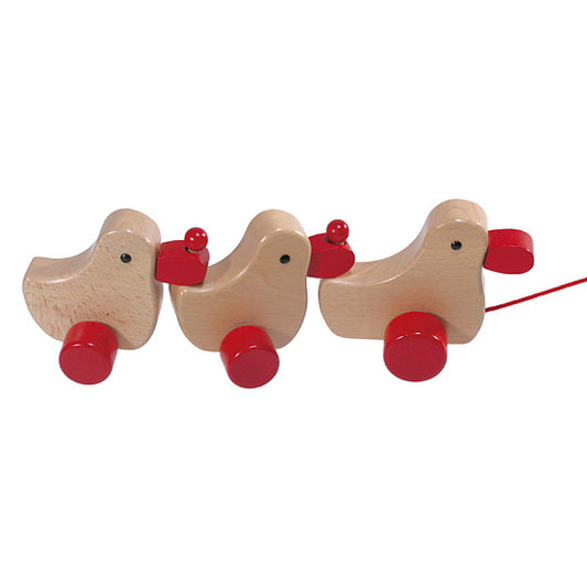 ニック社（ドイツ）のあひるの家族。引いて遊べる木製プルトイ。