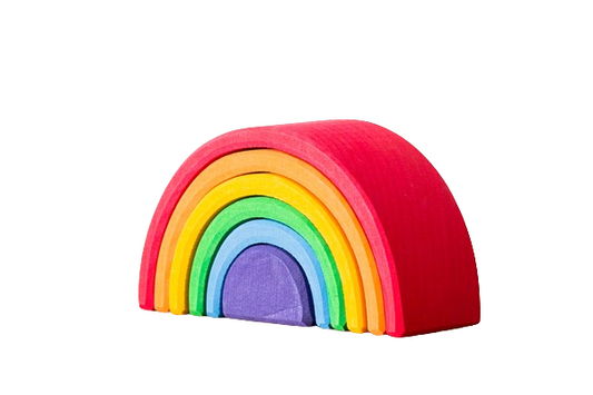 グリムス（ドイツ）のアーチレインボー 小。カラフルなアーチ型パーツを重ねて遊べる木製おもちゃ。